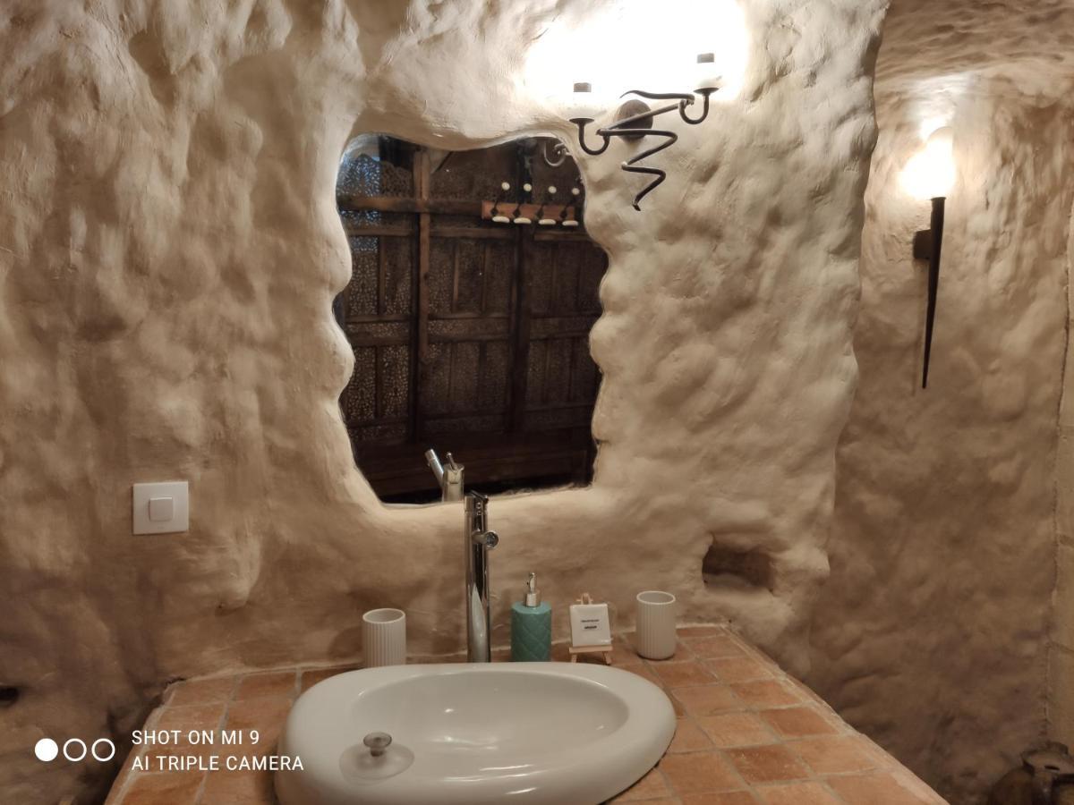 مبيت وإفطار آزاي لو ريدو Troglodelice المظهر الخارجي الصورة