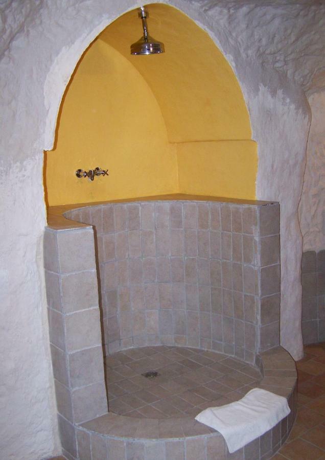 مبيت وإفطار آزاي لو ريدو Troglodelice المظهر الخارجي الصورة